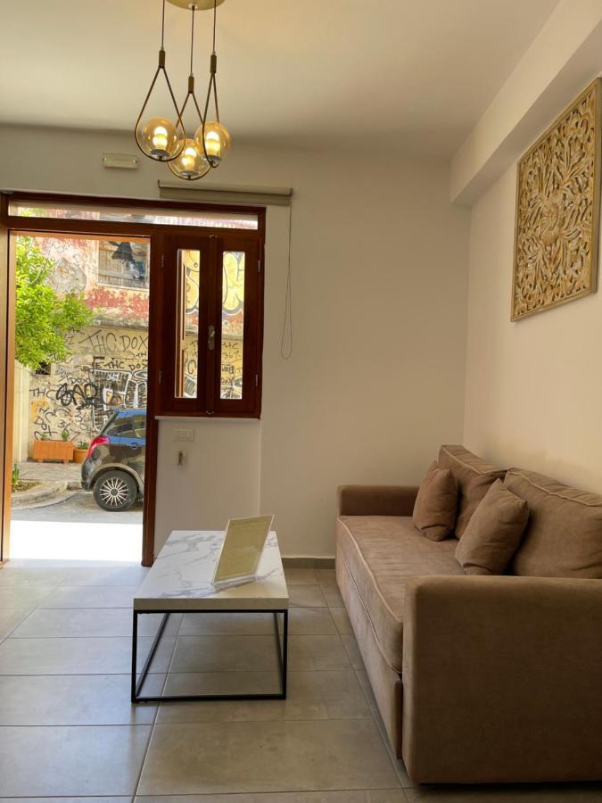 Deluxe Hotel Chania  Exterior photo